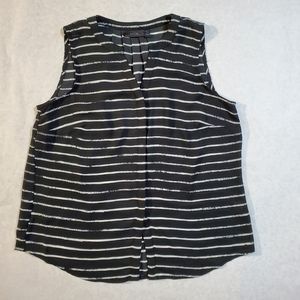 Apt.9 Sleeveless top petite medium